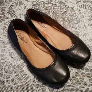 Lucky Brand Black Leather Flats